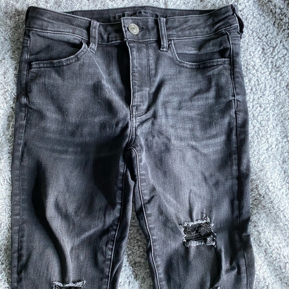 American eagle black ripped skinny jeans